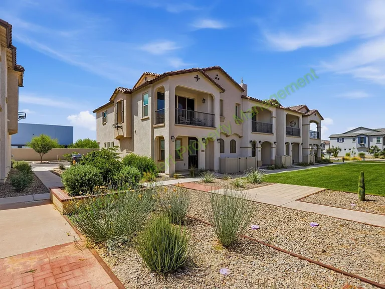 4118 E Brisa Dr — Photo 3