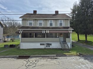 1150 Springdale Dr, Pittsburgh, PA 15236