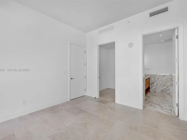 175 SE 25th Rd #1203 — Photo 14