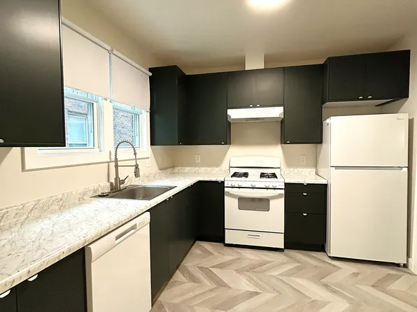 (undisclosed Address), Detroit, MI 48238