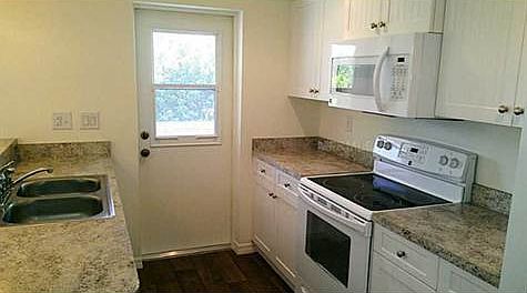 5th image of 5502 33rd Ave E