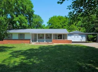 2109 Strickland Dr, Murfreesboro, TN 37127