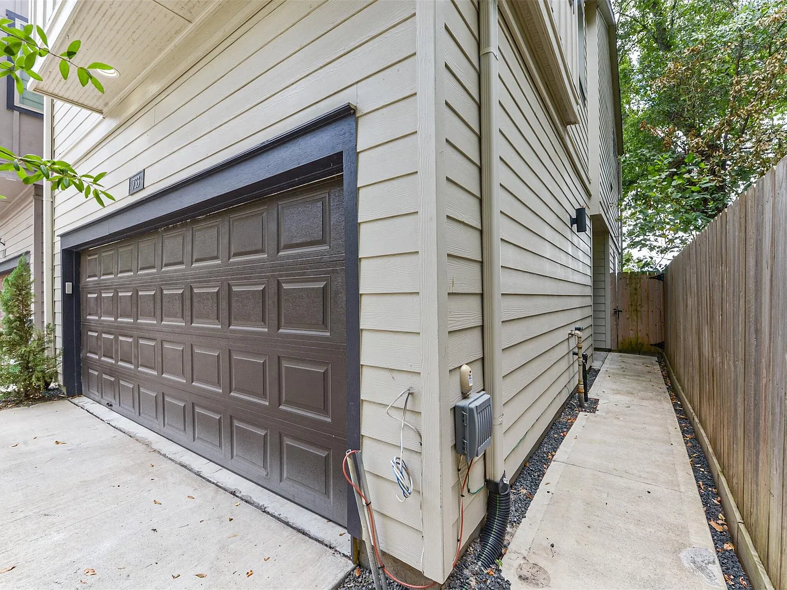 3 bed, 2.5 bath, 1372 sqft, $2,250 — Photo 4