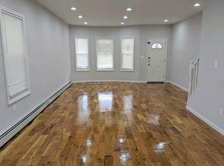 10221 87th Ave, Richmond Hill, NY 11418
