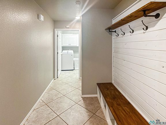 3rd image of 2117 Northglen Dr