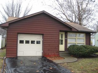 805 Richland Ave, Normal, IL 61761