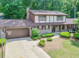 2565 N Trillium Cir, Green Bay, WI 54313