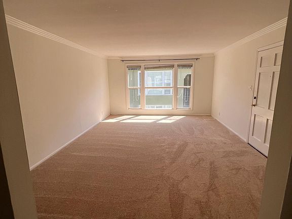 2nd image of 12 W Bellevue Ave #3
