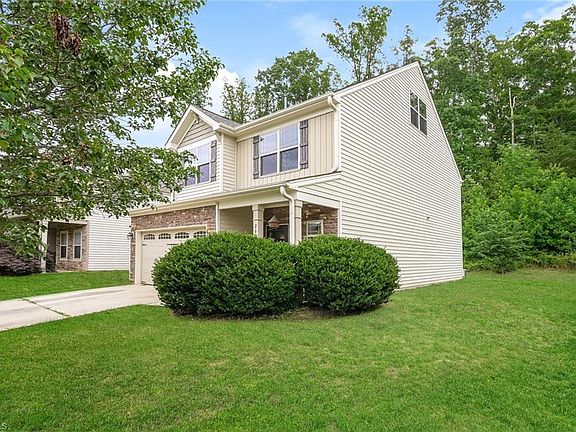 2nd image of 2633 Chari Park Ln