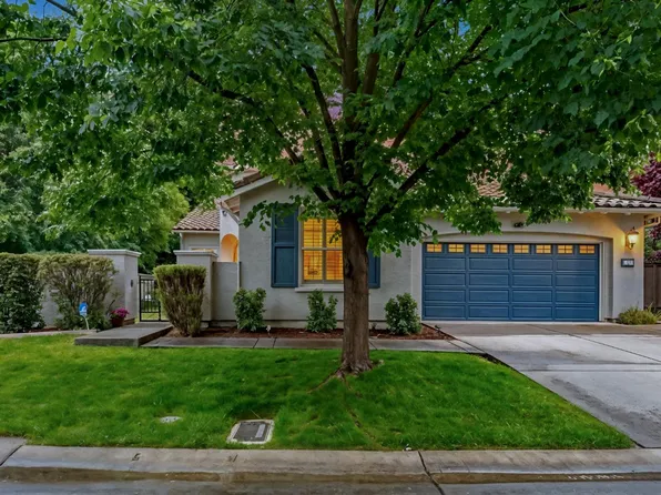111 Hebron Cir, Sacramento, CA 95835