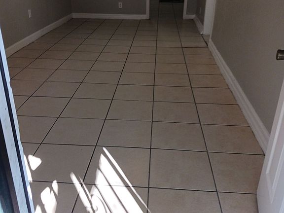 2nd image of 1505 W 27th St