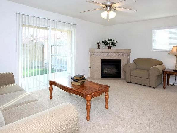 8755 N Chestnut Ave APT 227