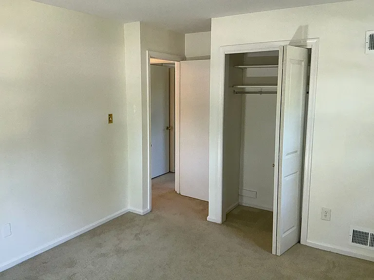 4701 Red Fox Dr — Photo 24