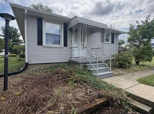 996 Lincoln Ave, Girard, OH 44420