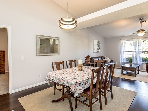 5th image of 168 Midvale Ter