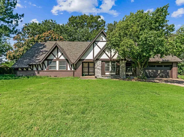 2419 W Benjamin Dr, Wichita, KS 67204