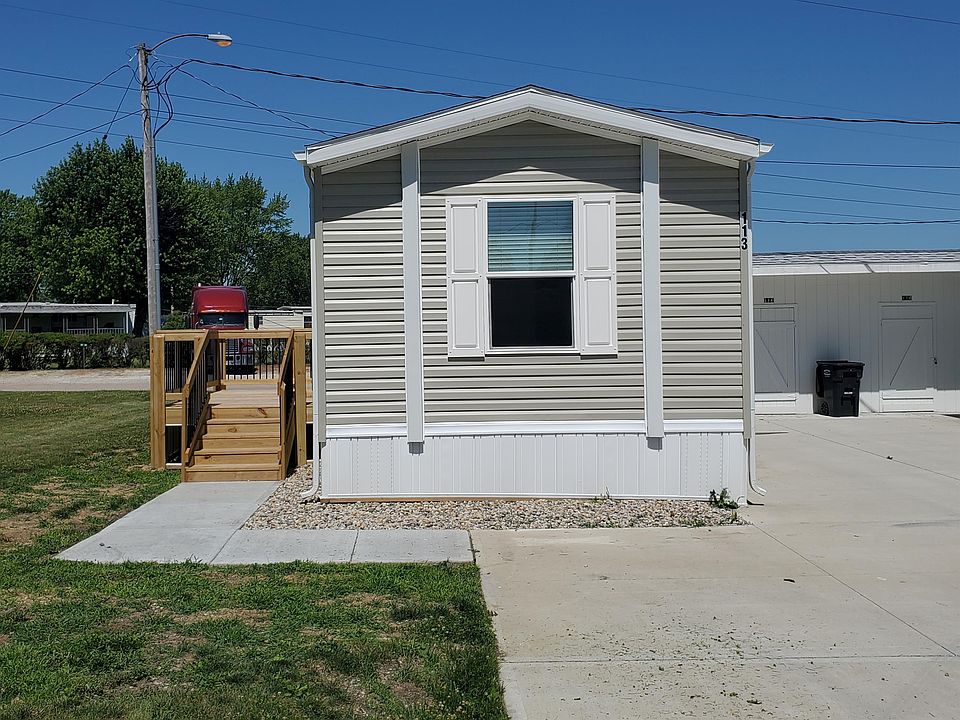 Exterior Image-0-Clayton Wakarusa Redbud Estates