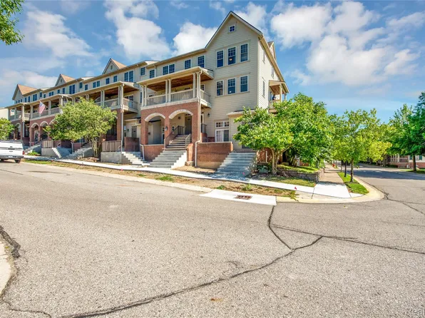3912 Forester Blvd, Auburn Hills, MI 48326
