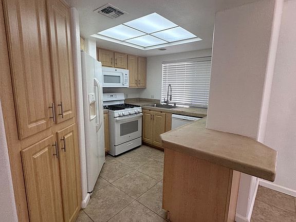 4th image of 33015 Date Palm Dr #5