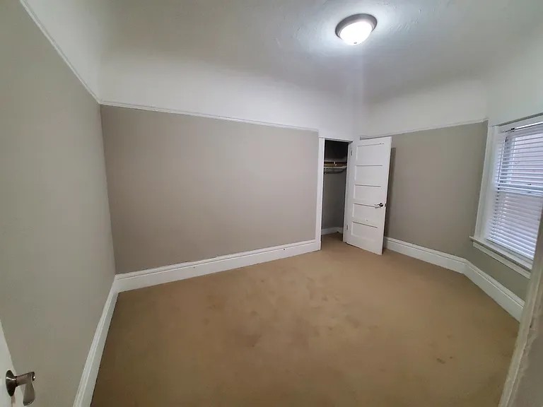 2996 Pine St #2996 — Photo 8