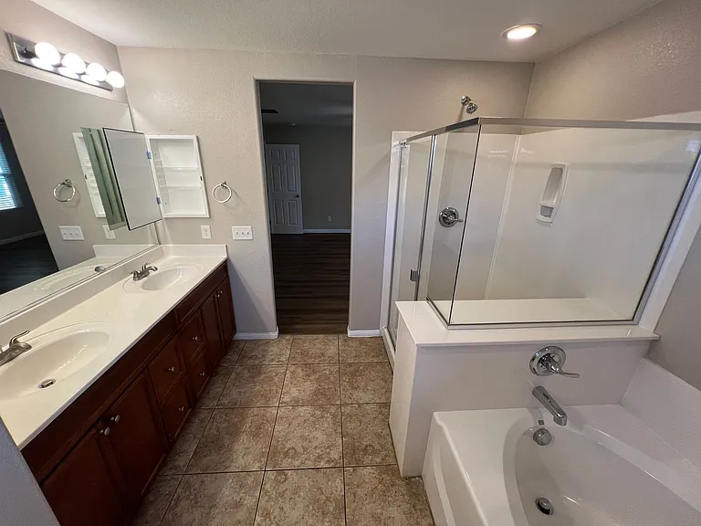 10626 Shiny Skies Dr — Photo 28