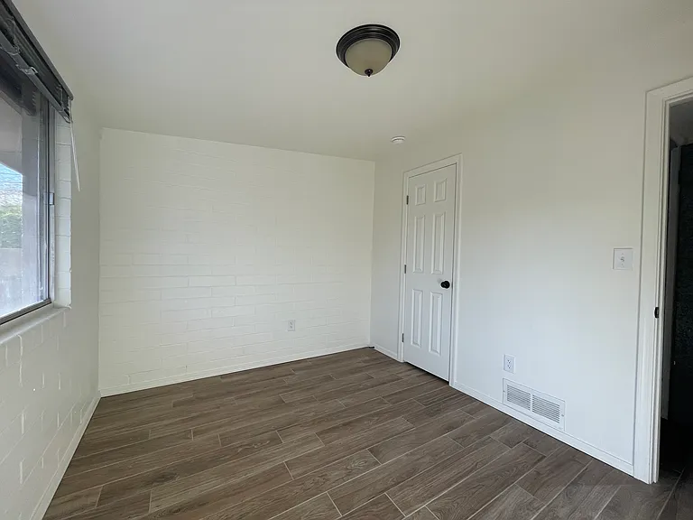 Guest Bedroom 1