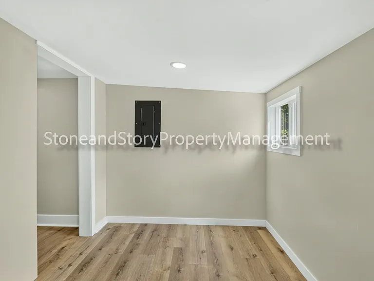 414 NE Grattan St — Photo 19