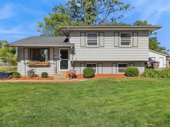4677 Wakonda Dr, Norwalk, IA 50211