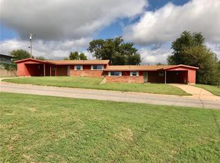 202 Osage Rd, Burns Flat, OK 73647