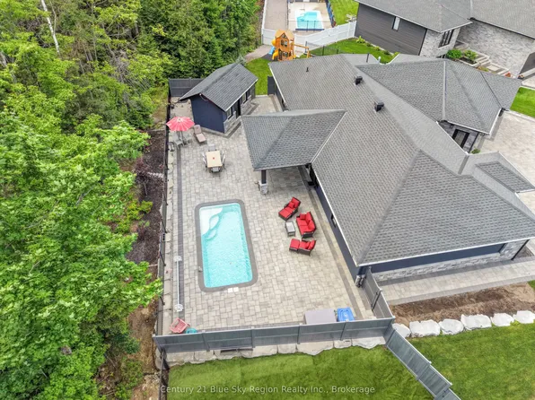51 Welkin Grv, North Bay, ON P1A 0G7