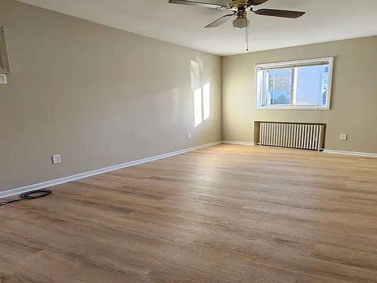 77 Main Ave #1 — Photo 4