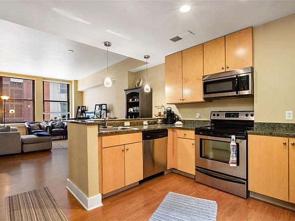 4th image of 314 N Broadway APT 603