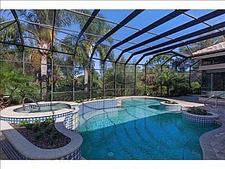 4th image of 4420 Deerwood Ct