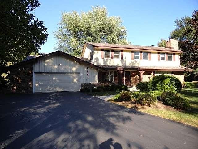 1st image of 10332 N Fontainbleau Ct