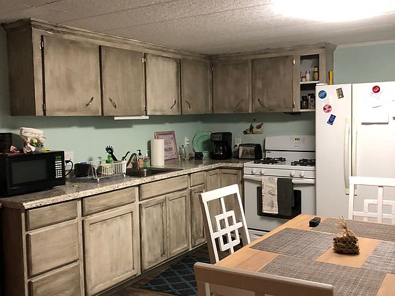 5th image of 125 Sunnybrook Cir N