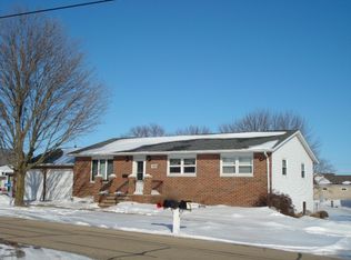 1636 299th Ave, Dyersville, IA 52040