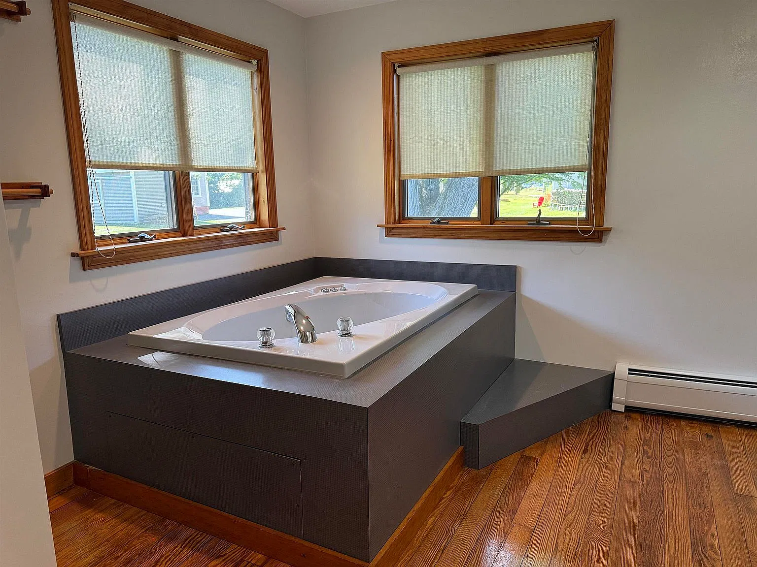 3 bed, 1700 sqft, $3,200 — Photo 4