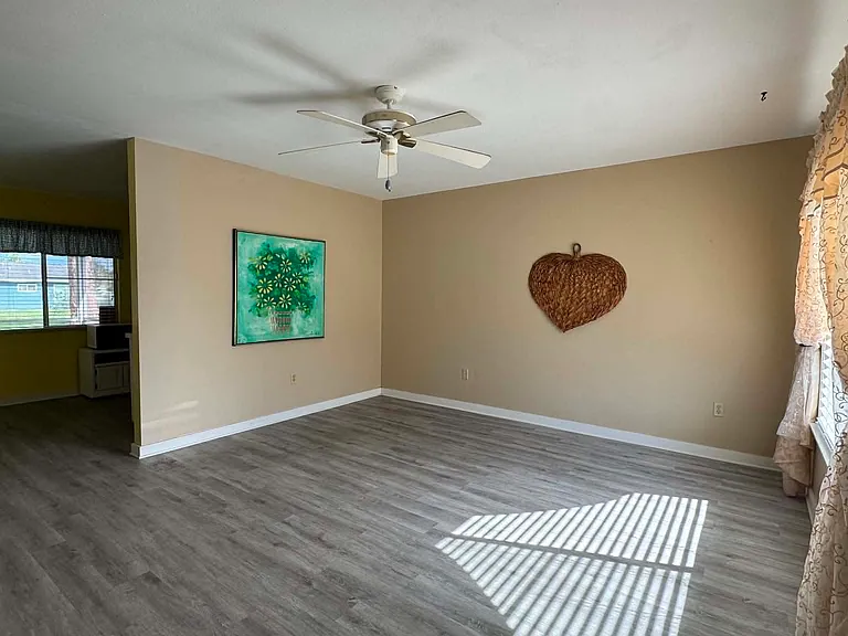 2436 Shenandoah St — Photo 3