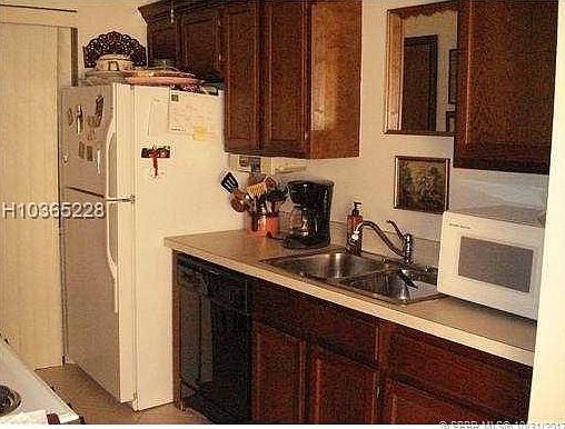 4th image of 2944 NW 89th Ter APT 2