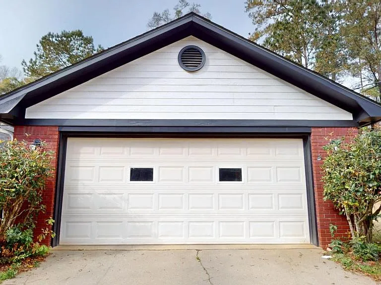 206 Myrick Dr — Photo 4