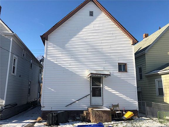 2nd image of 3455 W 49th St