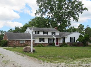 12676 Sperry Rd, Chesterland, OH 44026