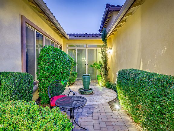 5th image of 2832 E Kingbird Ct