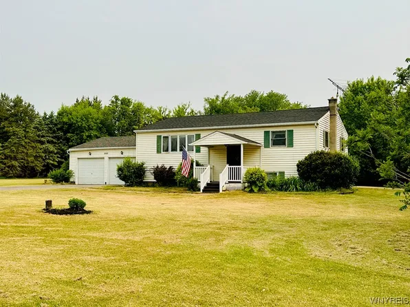 3065 Lockport Rd, Oakfield, NY 14125