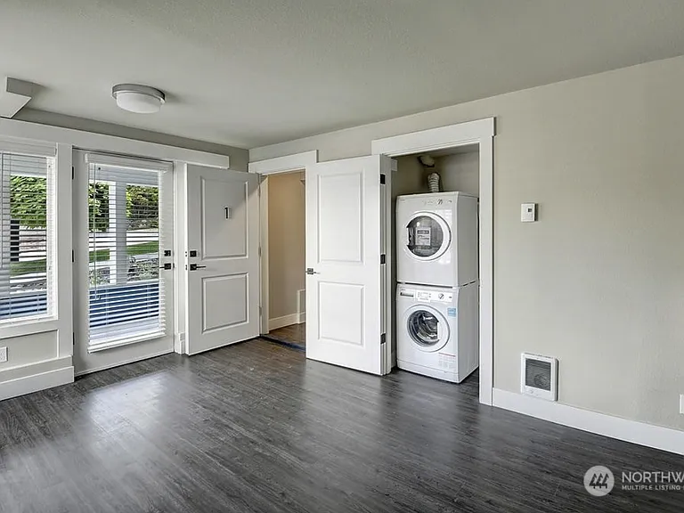 2320 E Denny Way #1 — Photo 7