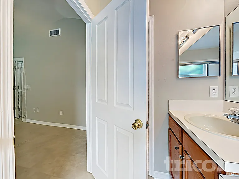 5615 Hawkgrove Pl — Photo 10