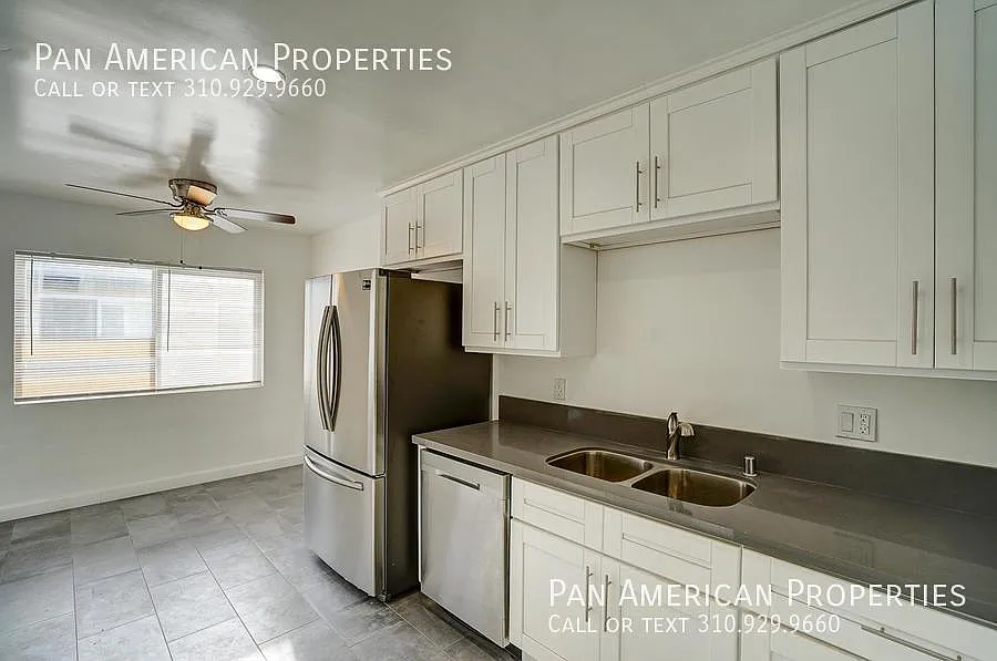 2 bed, 851 sqft, $2,095 — Photo 2