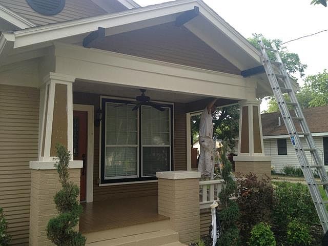 1st image of 605 Dunn St