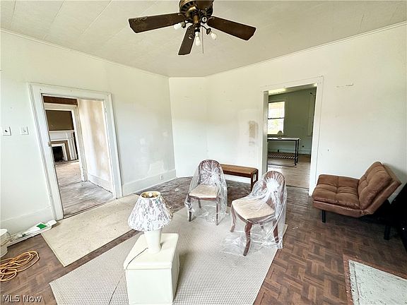 3rd image of 1305 Charles St