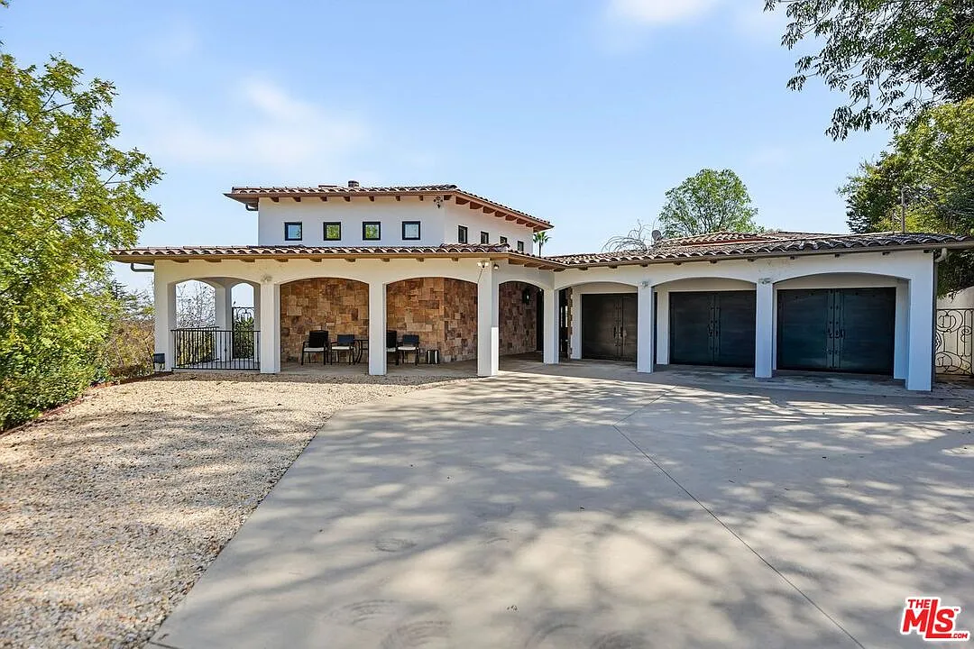 5 bed, 5.0 bath, 5319 sqft, $39,995 — Photo 4